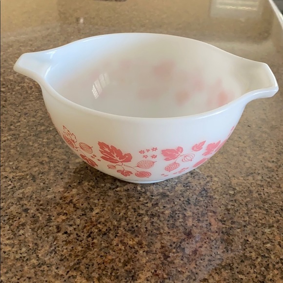 Pyrex Other - Pyrex Gooseberry Mixing Bowl 441 White with Pink